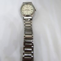 Дамски ретро часовник Orient Quartz K17740-00 CA, снимка 5 - Дамски - 44402359