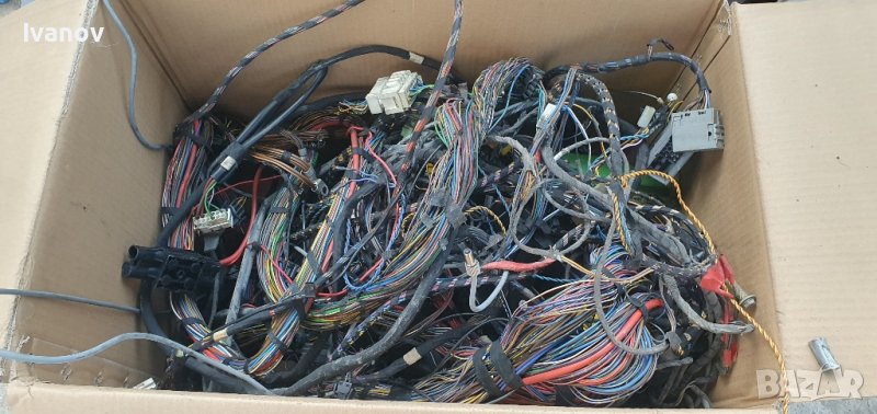 Инсталация бордова бмв е34 кабели букси бмв е 34 модули bmw e34 окабеляване модул реле , снимка 1