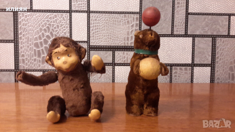 Стари играчки имат забележки 30лв за брой , снимка 1