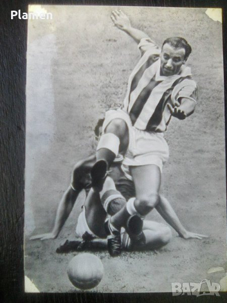 Стара картичка - снимка на сър Стенли Матюс  крило от ФК "Блякпул" от 1965 година, снимка 1