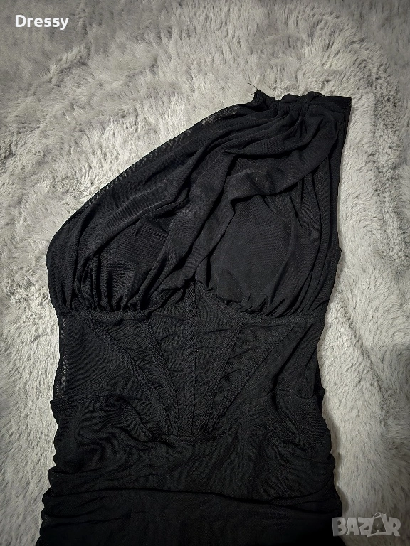 Черна рокля , снимка 1