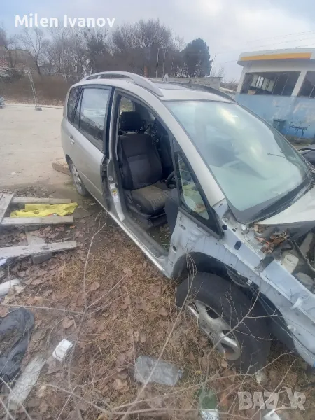 Тойота Корола Версо Спирит 2.0 бензин 2003г., снимка 1