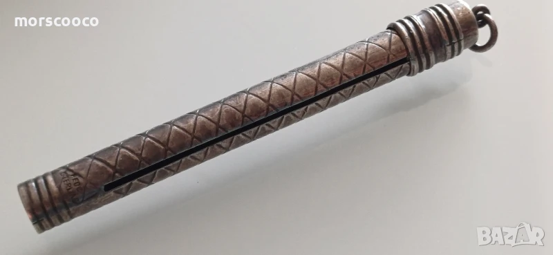 сребърно червило **, снимка 1