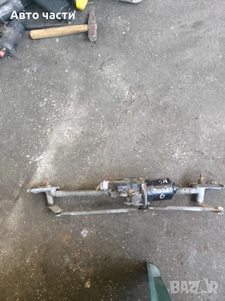 Ел. мотор за чистачките за Mazda 6 Station Wagon I (08.2002 - 12.2007), комби, позиция: предна, № 84, снимка 1