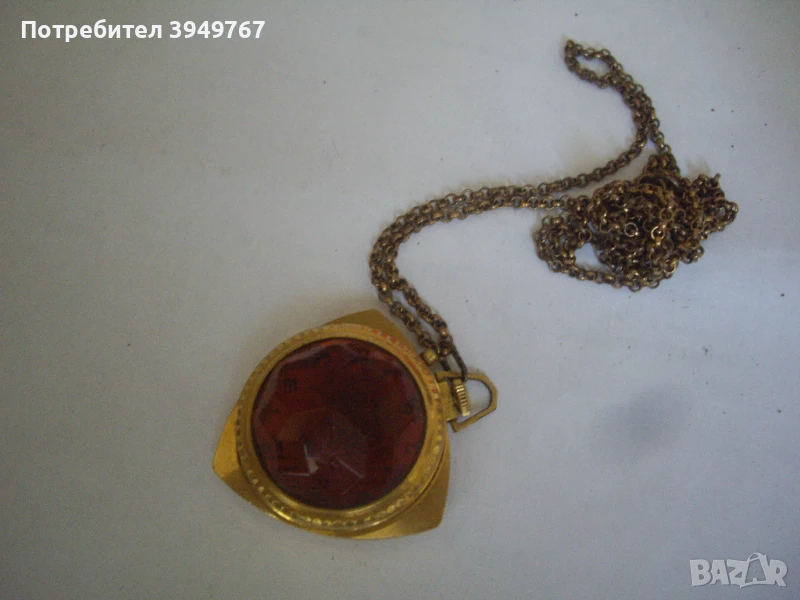 Стар дамски руски позлатен часовник за врата., снимка 1