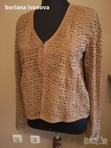 liu Jo, Milestone , снимка 1