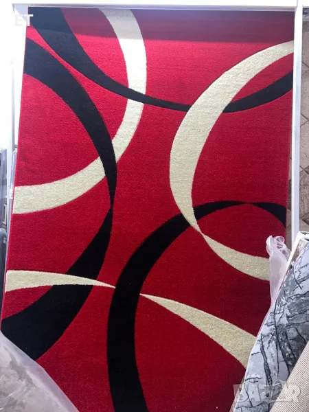 Червен килим Фризе, снимка 1