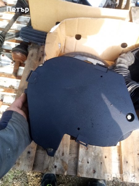 Капак ангренажен ремък фиат дукато 2.3, снимка 1