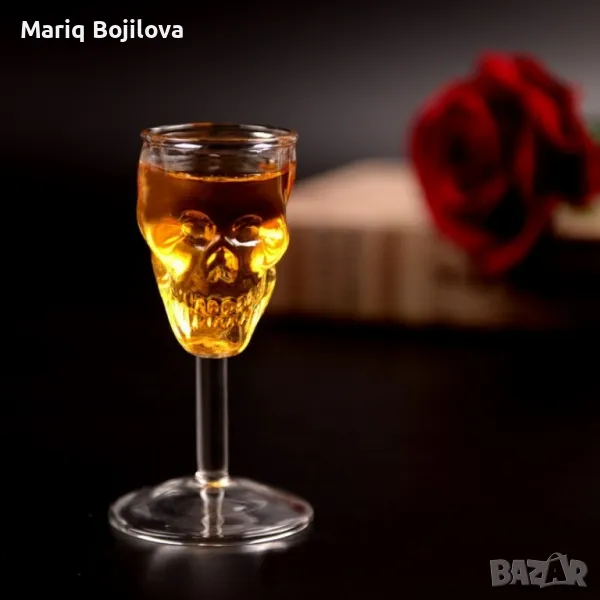 Чаша от стъкло с иновативна форма, снимка 1