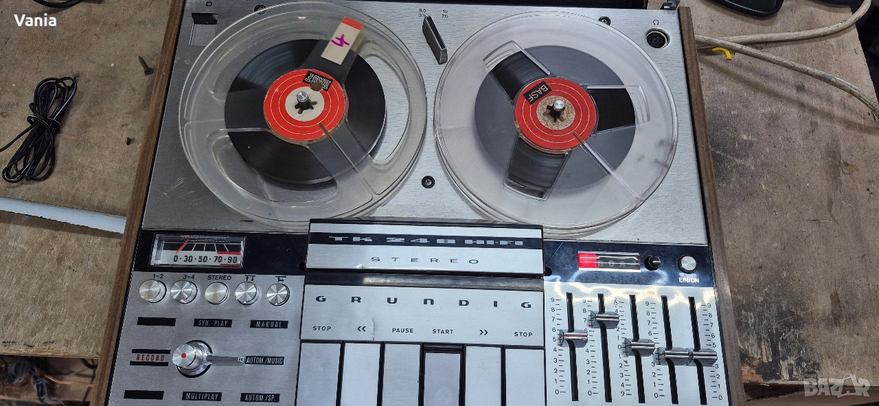 Магнетофон Grundig, снимка 1