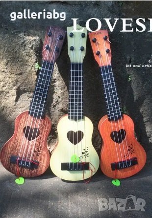 Детско Укулеле (Ukulele) - китара с перце и надпис LOVE, снимка 1