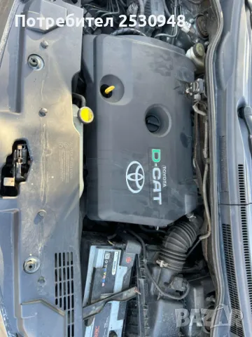 Toyota Corolla Verso 2.2 D-CAT на части , снимка 7 - Автомобили и джипове - 48158533