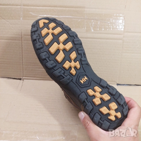 водоустойчиви туристически обувки Helly Hansen номер 43 , снимка 16 - Други - 42462996