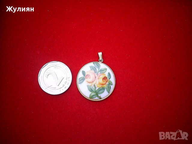  ВИСУЛКА ПОРЦЕЛАН РЪЧНО РЕСУВАН, снимка 3 - Антикварни и старинни предмети - 35972026