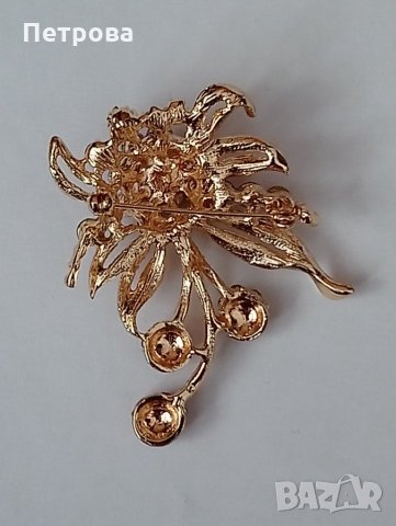 Брошка с камъни , снимка 2 - Други - 34129040