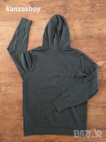Under Armour Logo Pullover Hoodie - страхотно мъжко горнище , снимка 7 - Спортни дрехи, екипи - 39972126