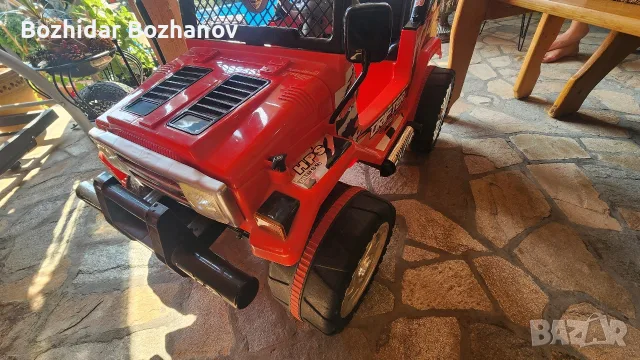 Детска електрическа кола, снимка 2 - Електрически играчки - 55420382