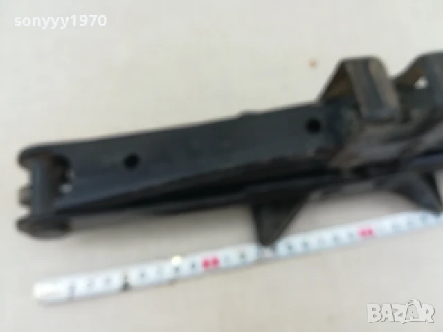 TOYOTA-1100KG-ОРИГИНАЛЕН КРИК ВНОС SWISS 1606251055, снимка 12 - Аксесоари и консумативи - 50680934