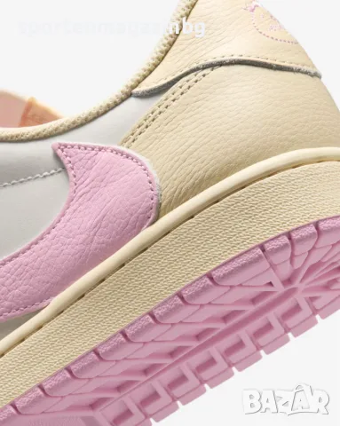 Дамски кецове Nike AIR Jordan 1 Retro Low OG SP Travis Scott, снимка 8 - Кецове - 55942477