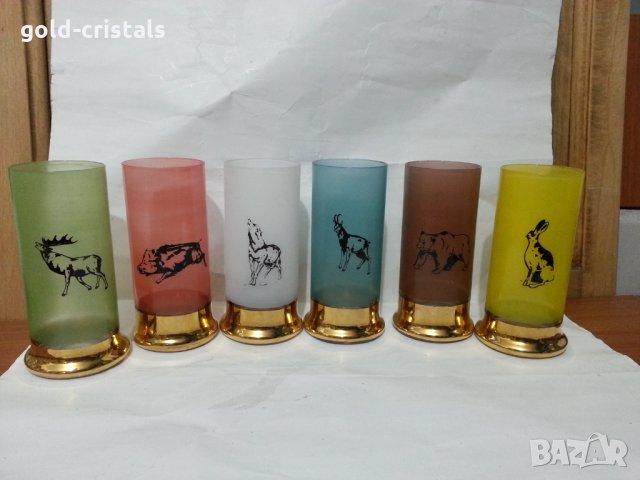 Стъклени водни чаши , снимка 1 - Антикварни и старинни предмети - 35984733