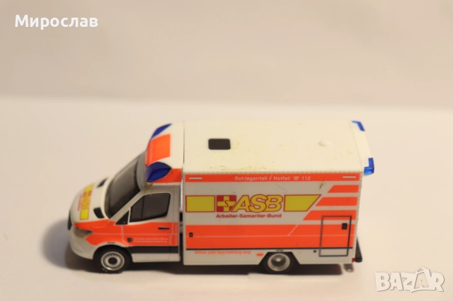HERPA 1:87 H0 MERCEDES SPRINTER ASB ЛИНЕЙКА МОДЕЛ КОЛИЧКА, снимка 2 - Колекции - 52931635