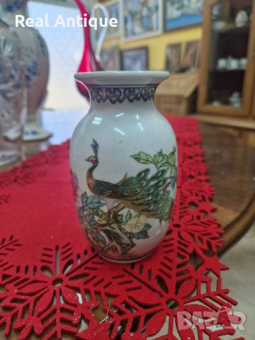 Страхотна рядка антикварна порцеланова китайска ваза 