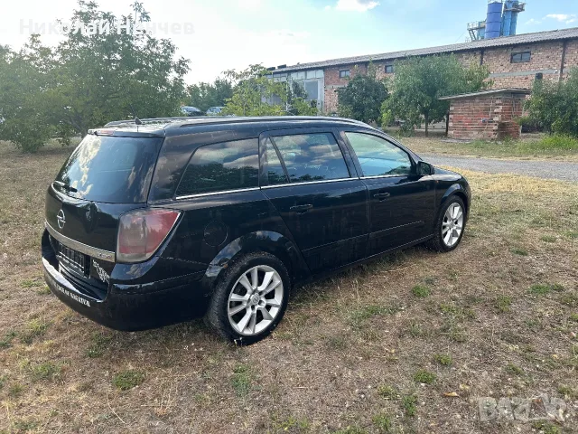 Opel Astra 1.7 CDTI 101кс на части , снимка 4 - Части - 55984235