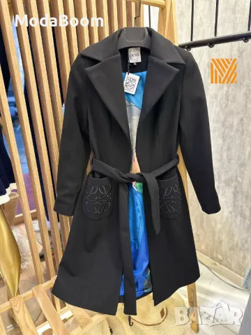Дамски палта Loewe, снимка 2 - Палта, манта - 48122088
