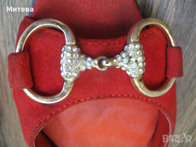 Gucci дамски отворени обувки, снимка 8 - Дамски обувки на ток - 52677180