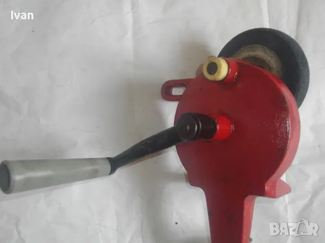 2,5 кг Немски РЪЧЕН ШМИРГЕЛ  с възможност за шлифовъчен камък диск до ф 200мм ОТЛИЧЕН ГОЛЯМ, снимка 13 - Други инструменти - 47602865