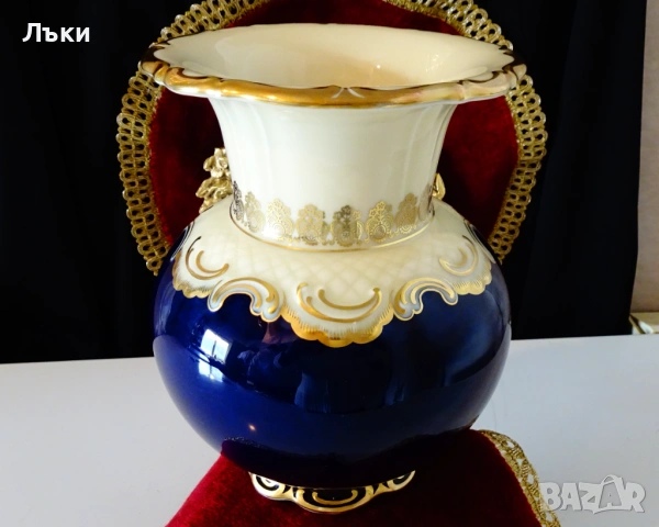 Порцеланова ваза,баварски порцелан Schumann,злато,кобалт.  