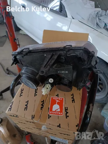 Ляв фар за Дачия Дъстър, снимка 2 - Части - 49778162