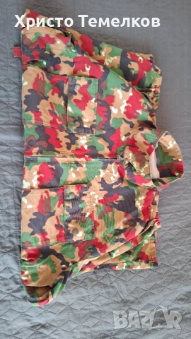 Камуфлажно тънко яке, снимка 3 - Якета - 53479135