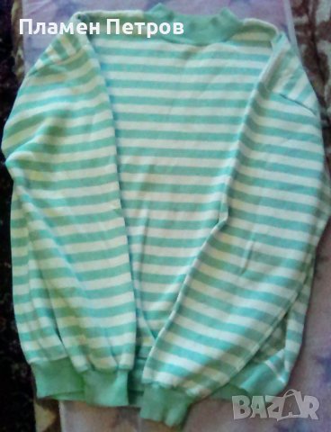 Продавам блуза , снимка 1 - Блузи с дълъг ръкав и пуловери - 38877415