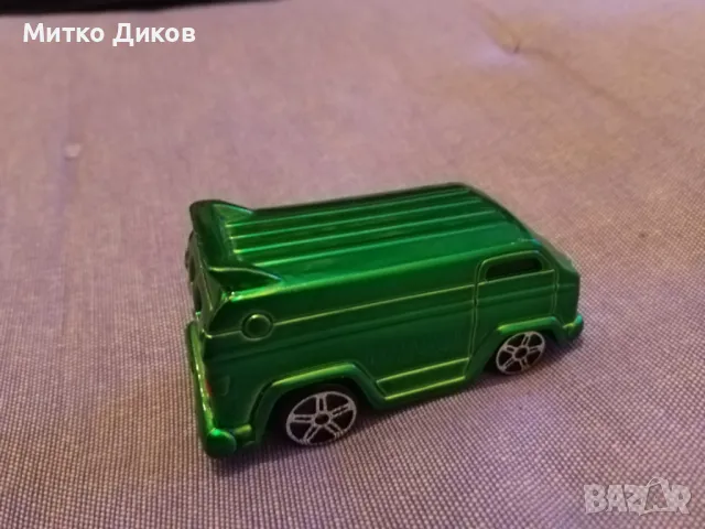 Vantasy 12146 Maisto марков зелен ван, снимка 6 - Колекции - 49681075