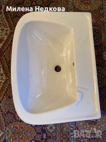 Мивка с ботуш за баня