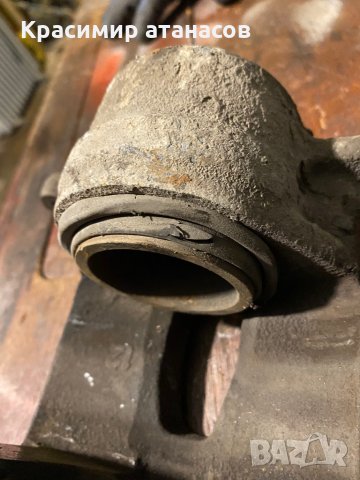 Спирачен апарат преден десен за Тойота Авенсис версо.2002-2004, снимка 2 - Части - 35961406