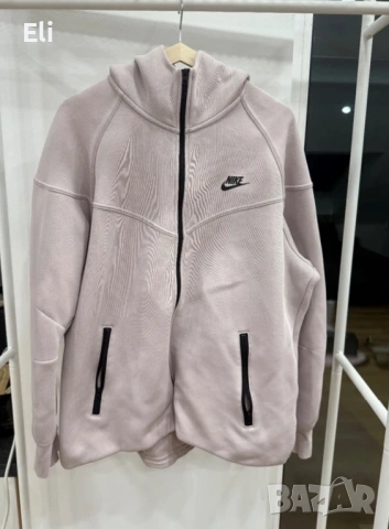 Ново- горнище на Nike