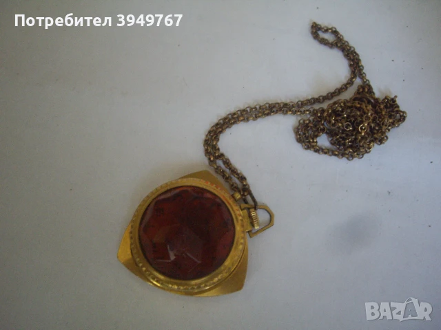 Стар дамски руски позлатен часовник за врата.