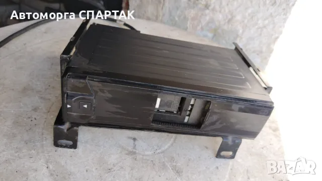 Mercedes-Benz SL R129 A0028205989 0028205989 CD чейнджър 3.20 Petroleum