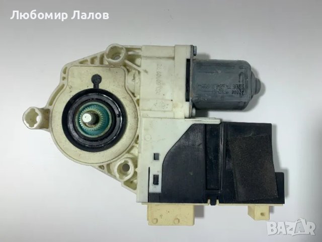 Предно ляво моторче за стъклоповдигач Citroen C4 Hatchback I (04-13)г. 996385-102