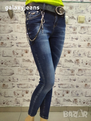 Puccihino- модел slim, класика цвят, избелени, мек деним с еластан, средна дълбочина