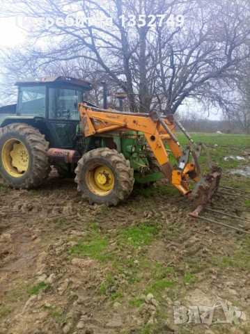 Продавам John Deere 2140, преден навес и вал, фадромно