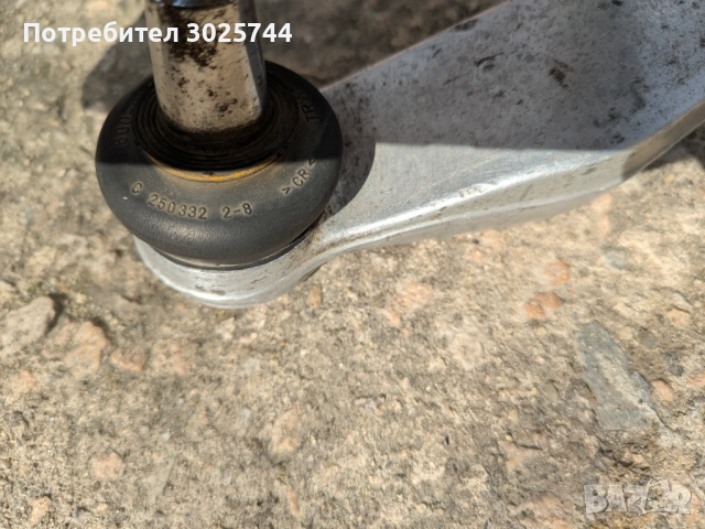 Десен долен заден носач TRW за Audi A4 B5, A6 C5, A8 D2, VW Passat B5 - 2 броя, снимка 3 - Части - 53719637