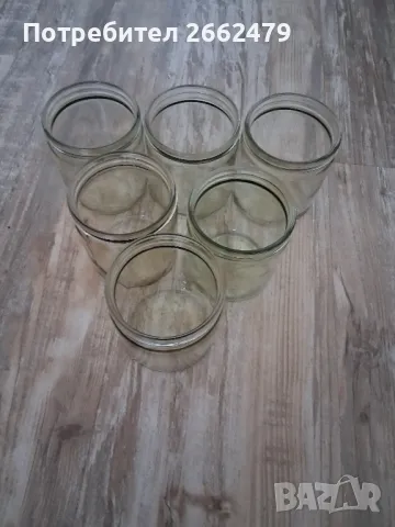 Продавам бурканчета от лютеница , 400 мл с капачка Омния. 