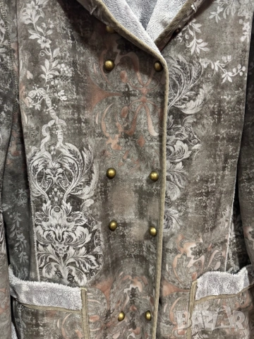 Луксозно дамско манто, снимка 4 - Палта, манта - 53483602