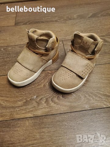 Детски велурени маратонки Адидас Adidas 23.5 номер, снимка 2 - Детски маратонки - 41325246