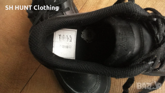 NIKE размер EUR 35 / UK 2,5 детски естествена кожа 39-11-S, снимка 13 - Детски маратонки - 53124119