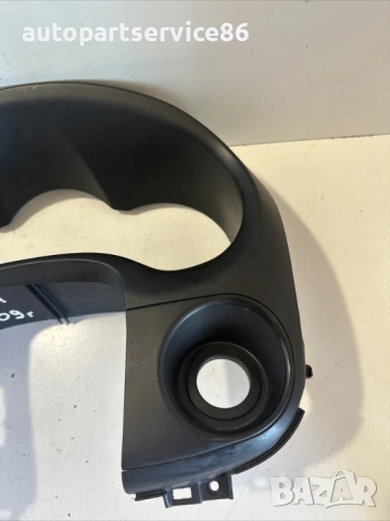 Декоративна рамка около скоростомера за KIA Carnival 2.9 CRDi (2006–2012) 848304D800, снимка 2 - Части - 53217927