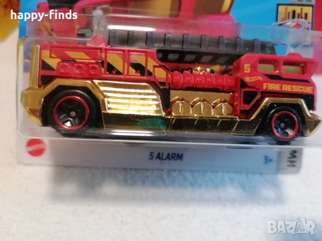 Hot Wheels Akura Astana Aston Martin Alfa Romeo 5 Аlarm, снимка 10 - Колекции - 51737439